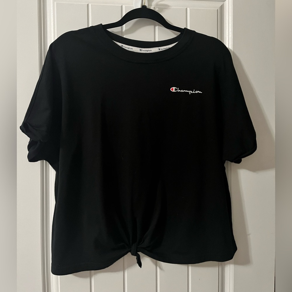 Womens Champion crop top. Size  XL Excellent condition.